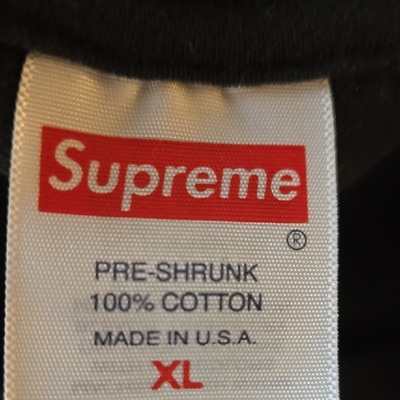 Black SUPREME Graphic T-Shirt - Picture 2 of 7